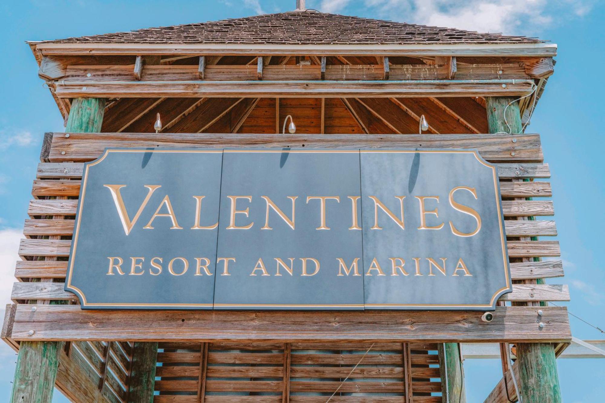 Valentines Resort & Marina Dunmore Town Exterior photo